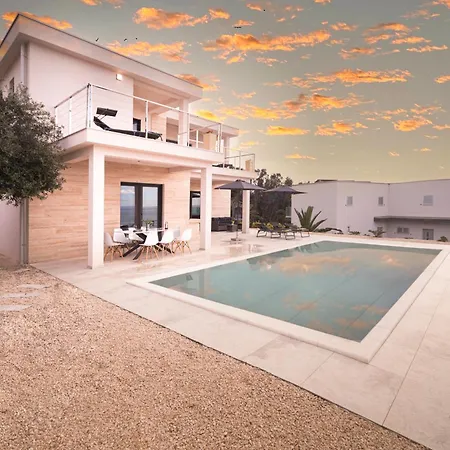 Villa Sea Queen Novalja Exterior photo
