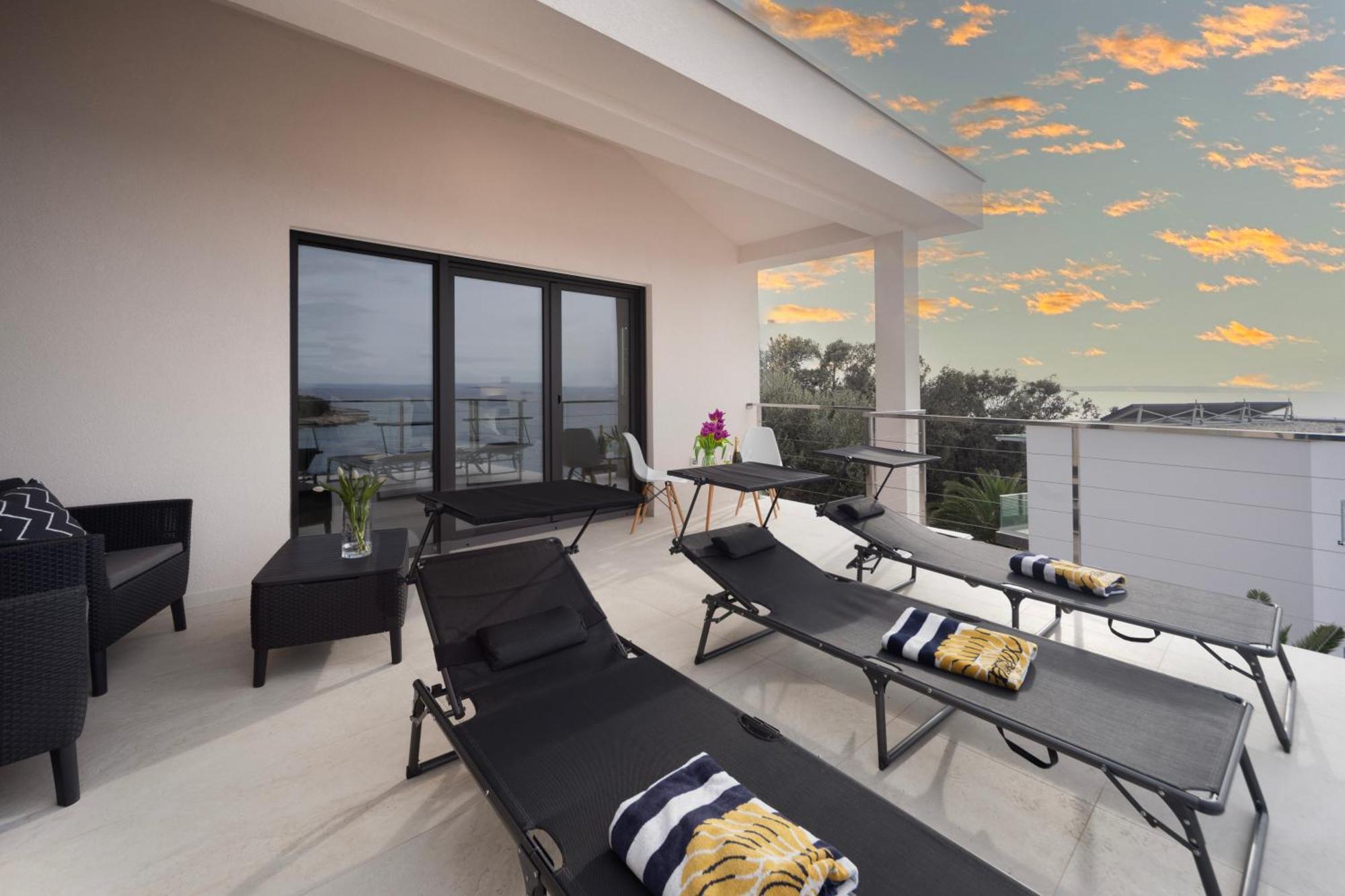 Sea Queen Villa *